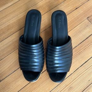 Beklina Ribbed Clog Open Toe